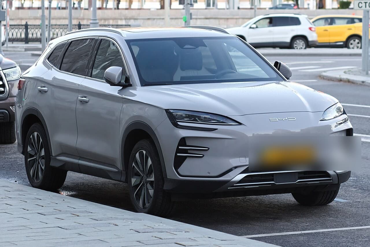 BYD Song Plus с пробегом: отзывы владельцев, цены 2026